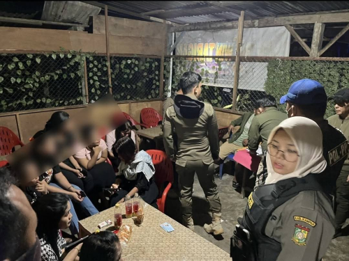 Satpol-PP Kampar Tertibkan Warung Remang-remang di Tapung