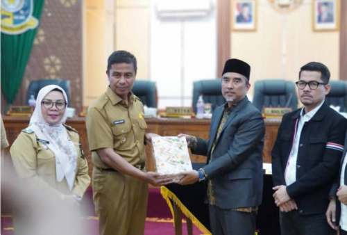 Bupati Kampar Sebut Masukan DPRD Jadi Acuan Perbaikan Kinerja Pemerintah
