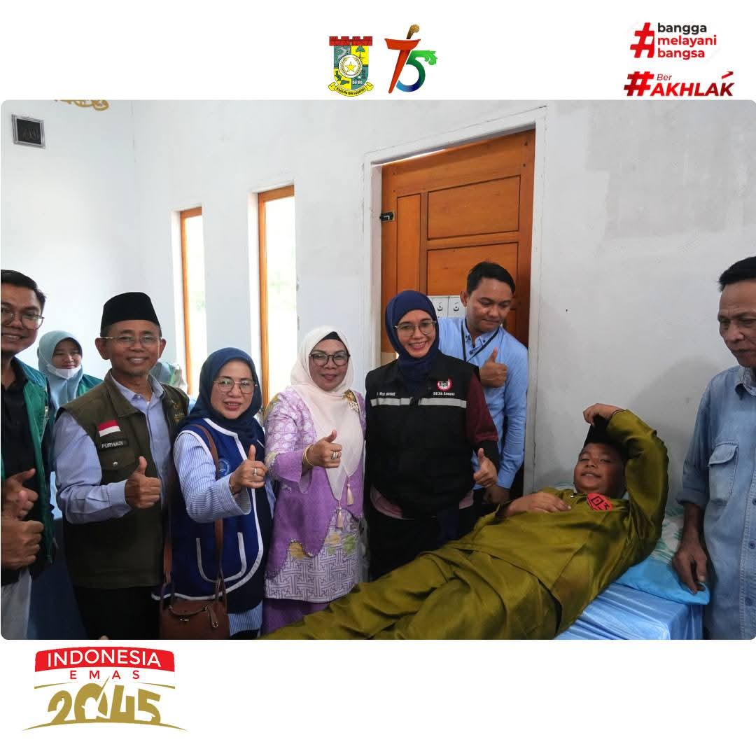 Wabup Kampar Buka Sunat Massal Gratis Peringatan Hari Ibu di Sungai Pinang