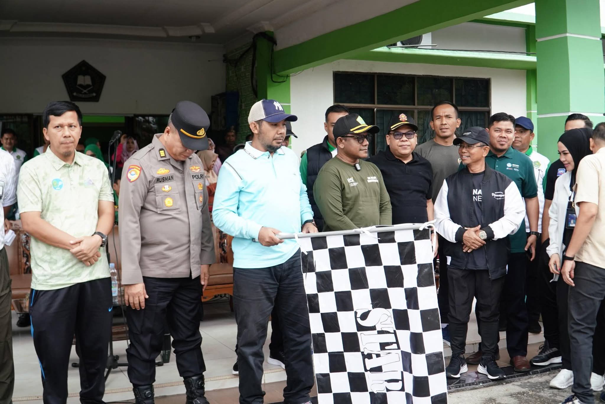 Zulfikar Sebut Kerukunan Modal Utama, Satpol PP Kampar Dukung Fun Walk Kemenag