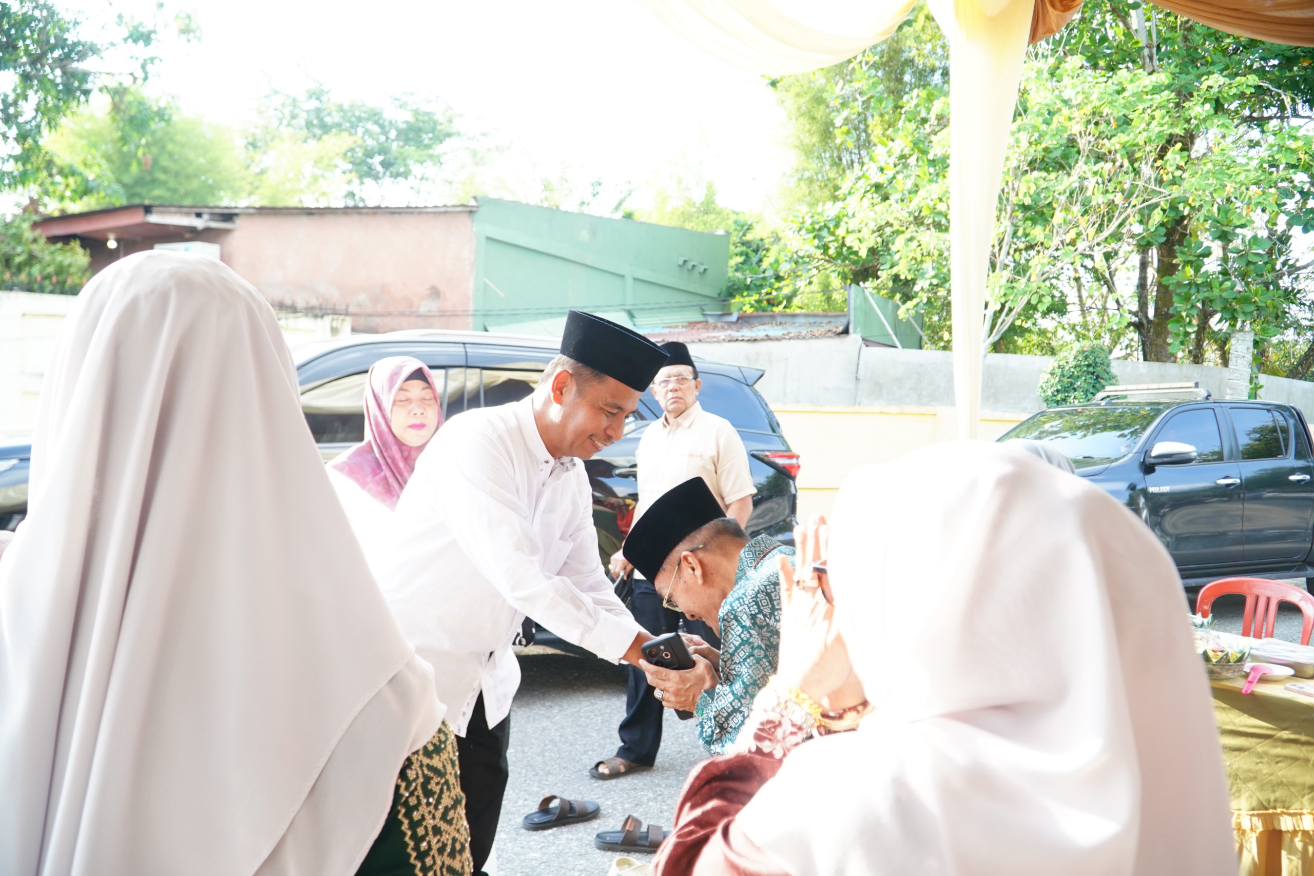 Hadiri Khatam Al-Quran, Bupati Kampar Dorong Penguatan Ukhuwah di Bulan Ramadhan