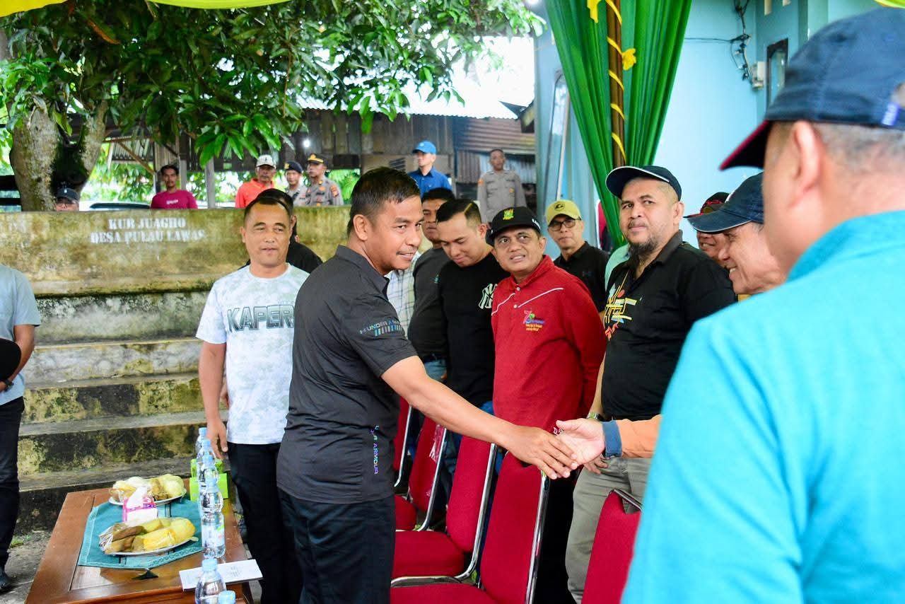 Pacu Sampan Jadi Panggung Wisata dan UMKM, Bupati Kampar Ambil Peran