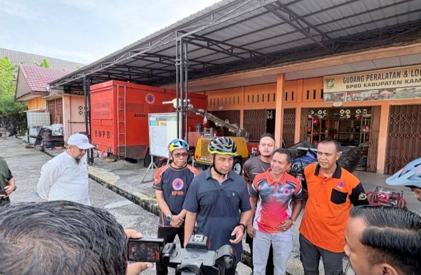 Bupati Kampar Dorong ASN Hemat Energi Lewat Gerakan Jumat Bersepeda