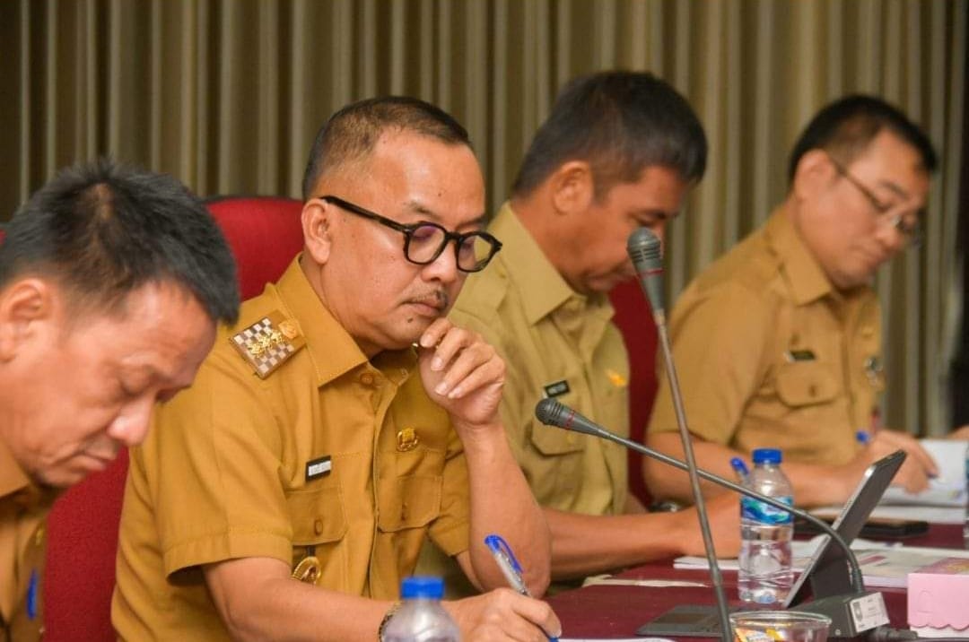 Pj Bupati Kampar, Sampaikan Laporan Triwulan II Pelaksanaan Tugas Periode 23 Agustus - 23 November 2023